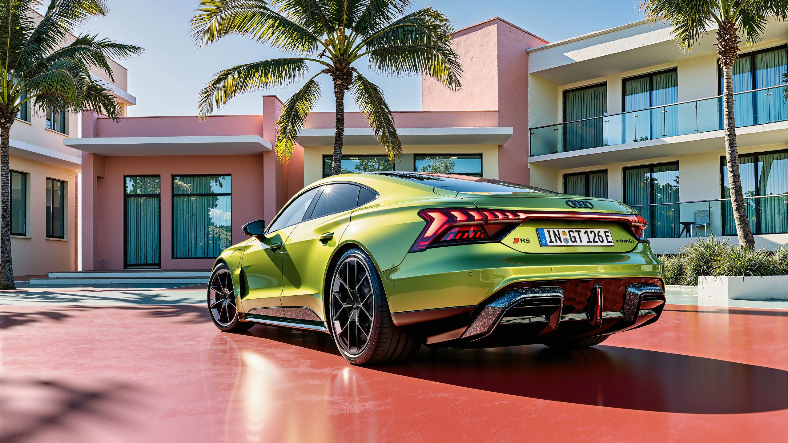 etron-back